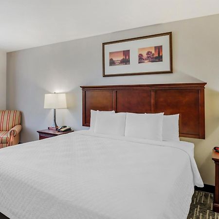 Country Inn & Suites By Radisson, Ashland - Hanover, Va Buitenkant foto