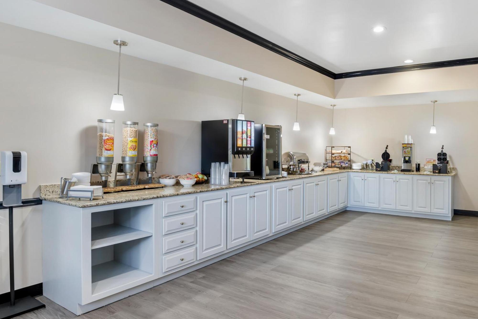 Country Inn & Suites By Radisson, Ashland - Hanover, Va Buitenkant foto